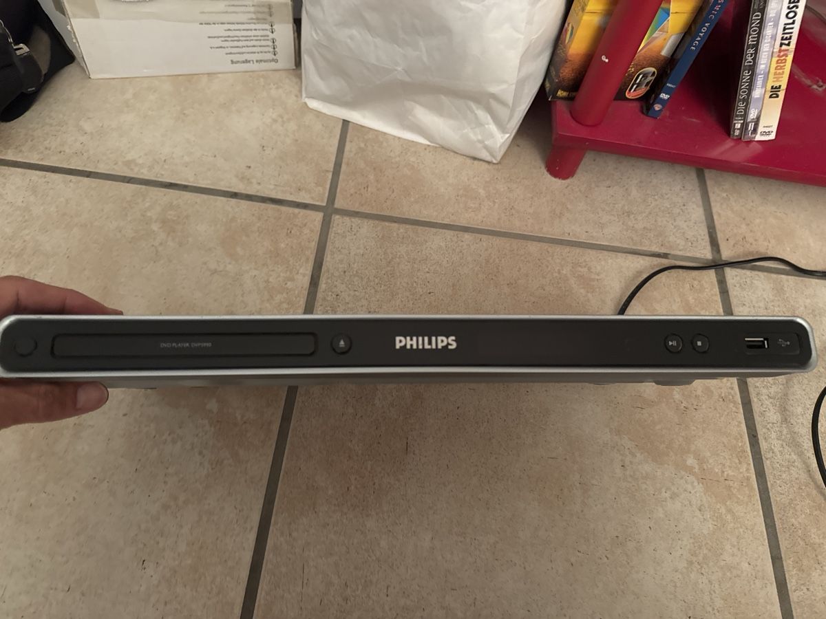 Philips Sistemi audio & multimediali: DVD Player Philips silber mit USB Anschluss gebraucht – Usato da gränichen venduto da Samatucci