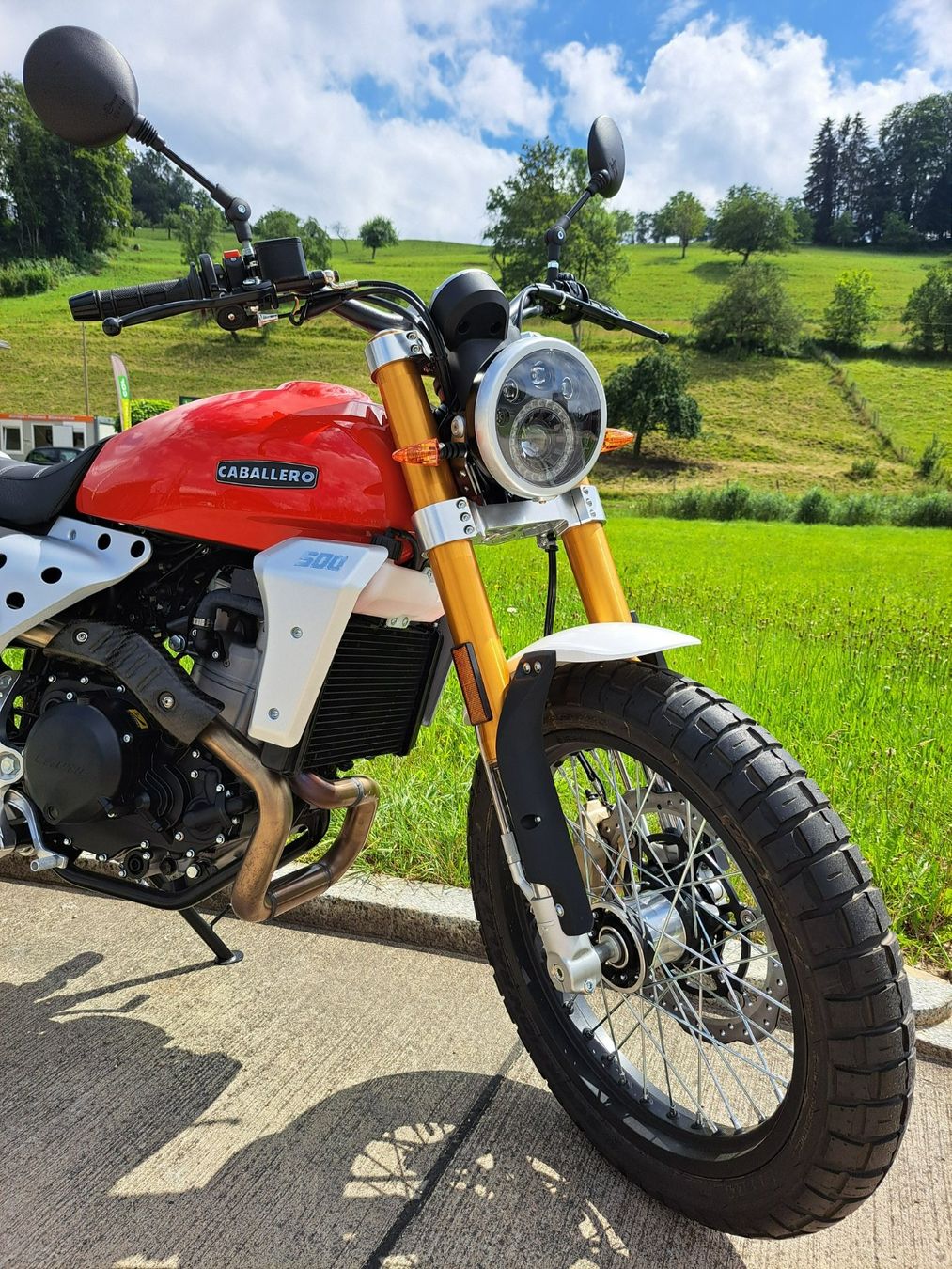 Fantic Enduro: FANTIC Caballero 500 Scrambler – Nuovo (secondo la descrizione) da Seewen SO venduto da motoXpertag 4