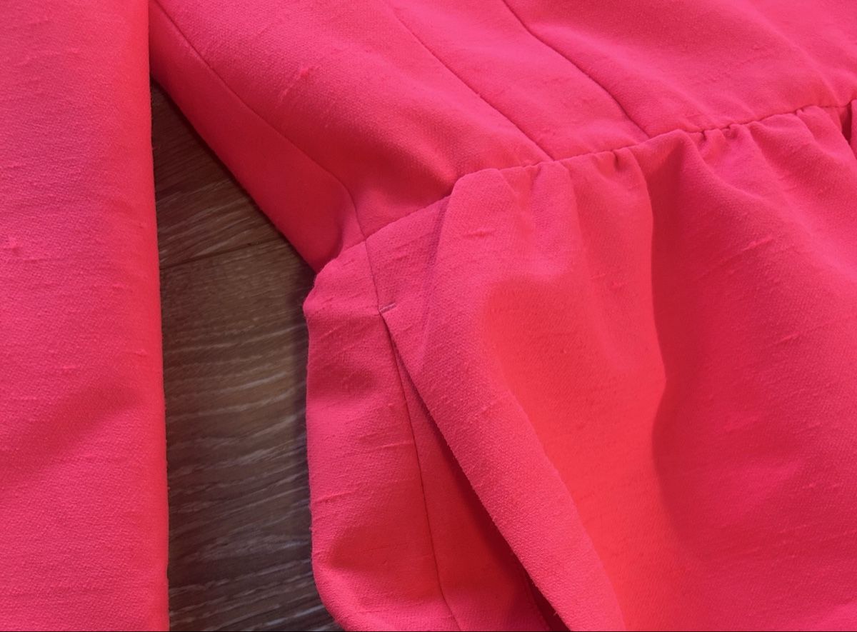 Gucci Vestiti: Gucci Hot Pink Kleid mit Schlitz – Nuovo e nell'imballaggio originale da Zürich venduto da nin_mk8s 4