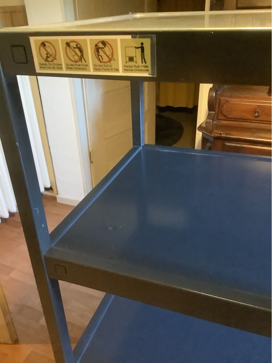Scaffali: Regal mit Rollen – Usato da Ennetbaden venduto da Valli4 3