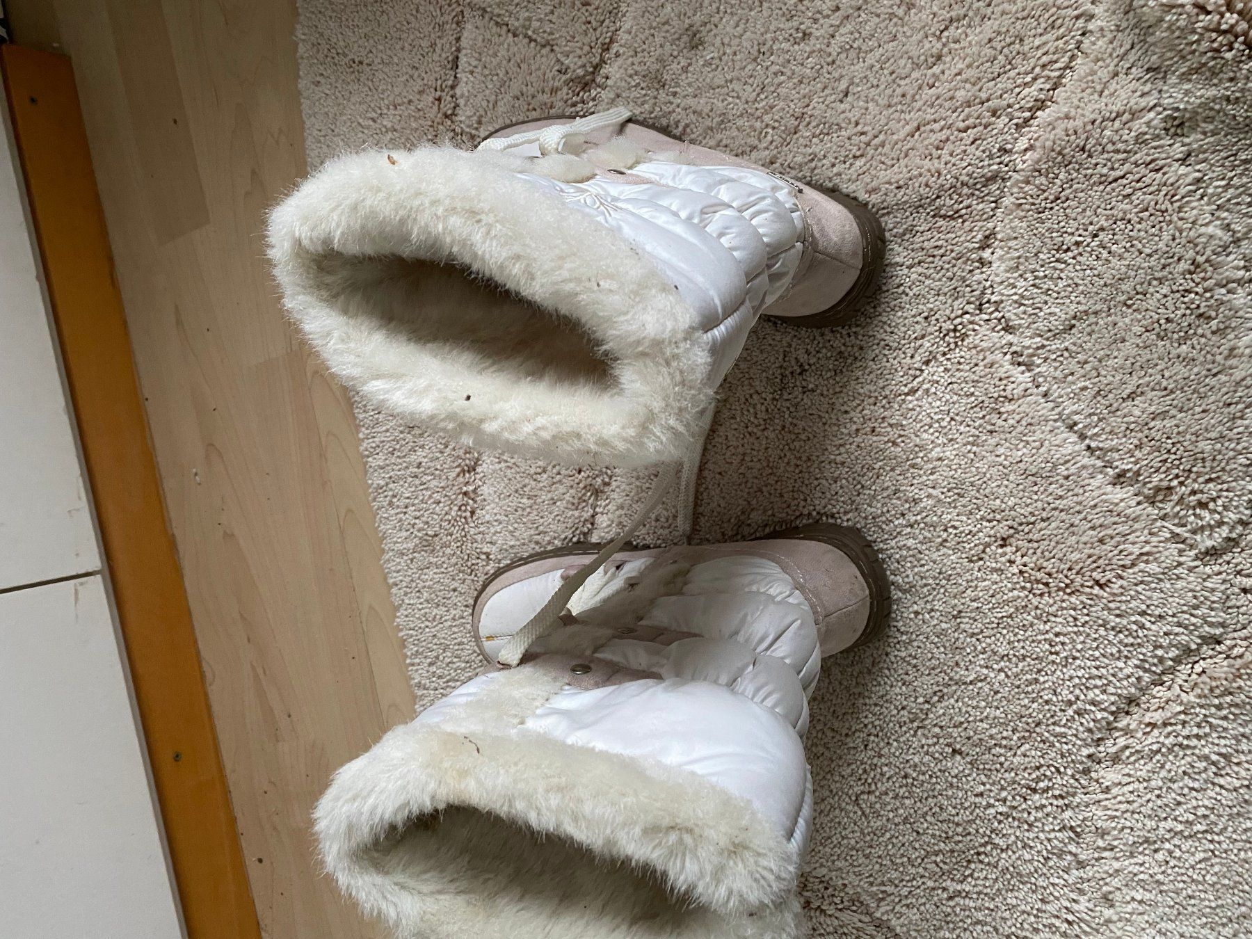 Scarpe da donna: Stiefel weiss – Usato da Ennetbürgen venduto da Dosi6 2