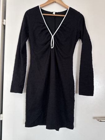 Robe automne hiver noire et blanche