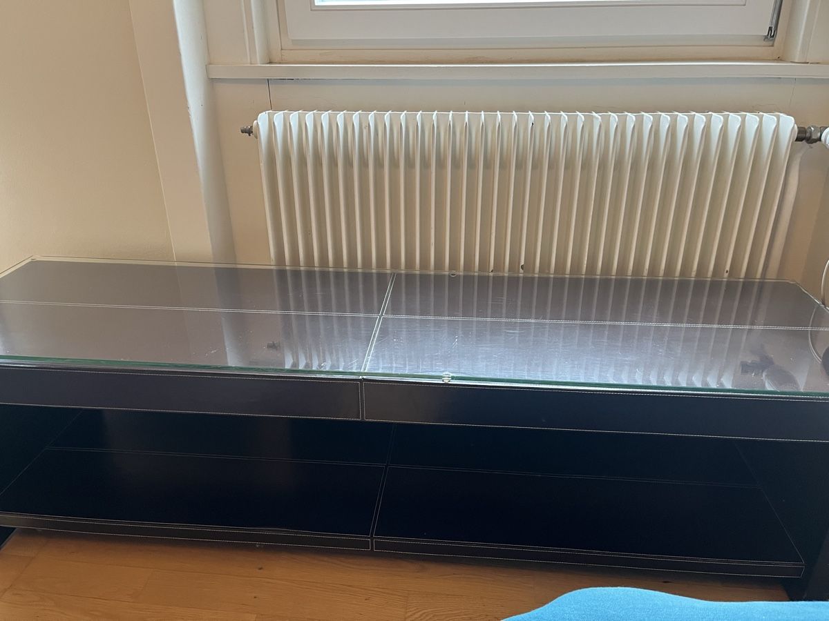 Tavoli da trucco: Bench or coffee table braun leather – Usato da Basel venduto da ann_w9wl 2
