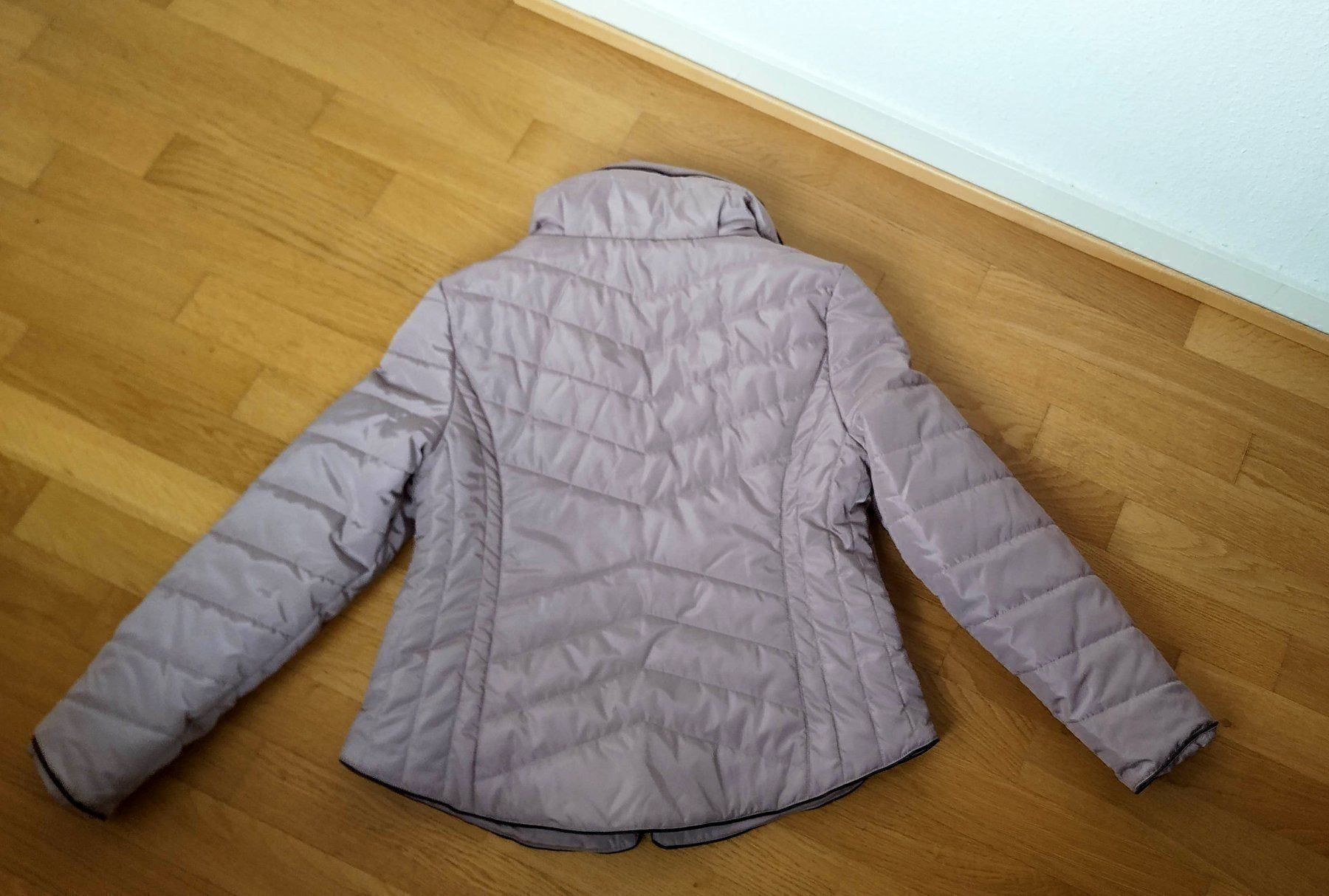 Giacche: Veste d'hiver chaude T40 - Neuve – Nuovo e nell'imballaggio originale da Carouge GE venduto da for_8yym 1