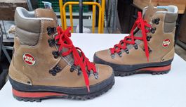 Robuste Hanwag Wanderstiefel Gr. 40.5
