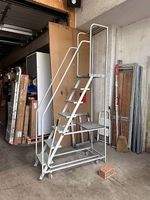 mobile Podestleiter bzw Kommissionierleiter OK176cm