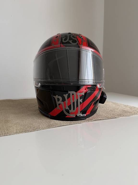 Bell Casques & visières: BELL Eliminator Carbon Lightweight Helm – D'occasion à Untervaz par Clambu 2