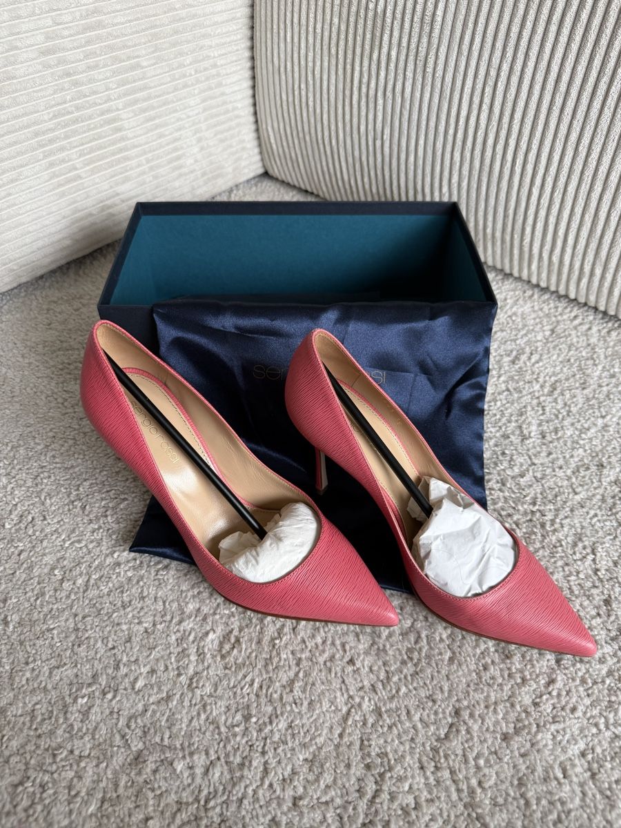 Sergio Rossi Scarpe da donna: Sergio Rossi Pumps Gr. 38 NEU – Nuovo (secondo la descrizione) da Pontresina venduto da Dolly14