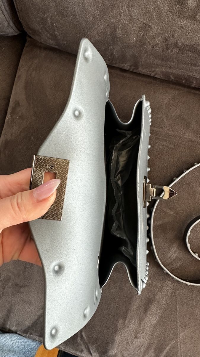 Borse da donna: Graue Handtasche mit Nieten, neu! – Nuovo (secondo la descrizione) da Winterthur venduto da -BeHappy24- 2