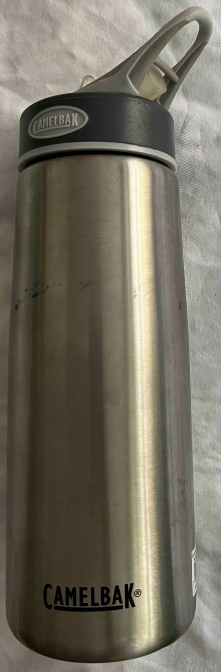 Camelbak Trinkflaschen & Thermosflaschen: Camelbak Trinkflasche 0.75 Liter – Gebraucht aus Zürich von dojoal64