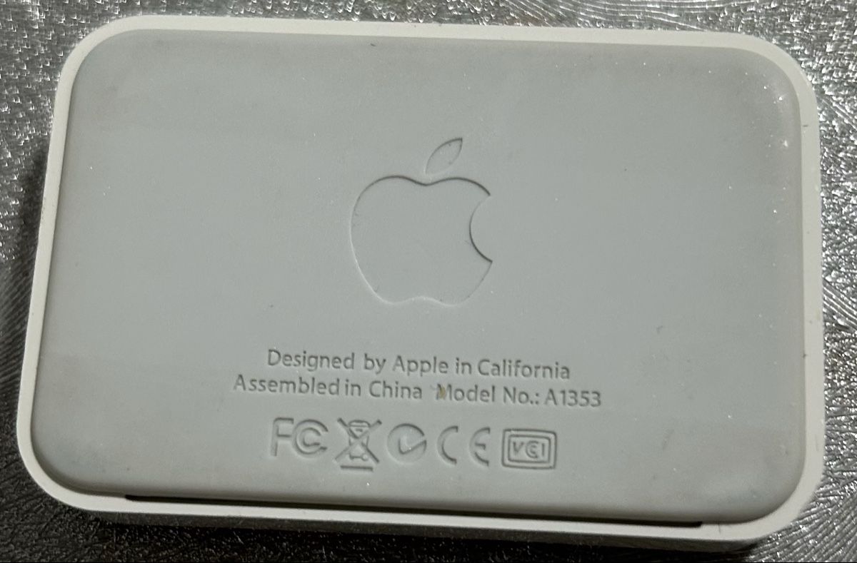 Apple Unità & Adattatore: Apple Adapter A1353 – Usato da granges paccot venduto da RMBS 2