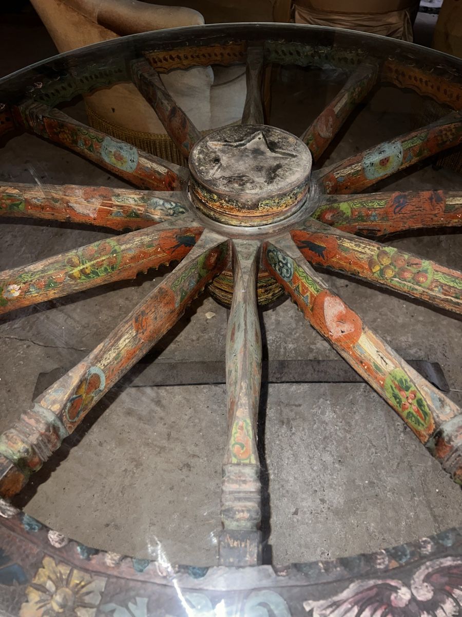 Tavoli: Salontisch Wagenrad – Usato da Ueberstorf venduto da lorena... 3