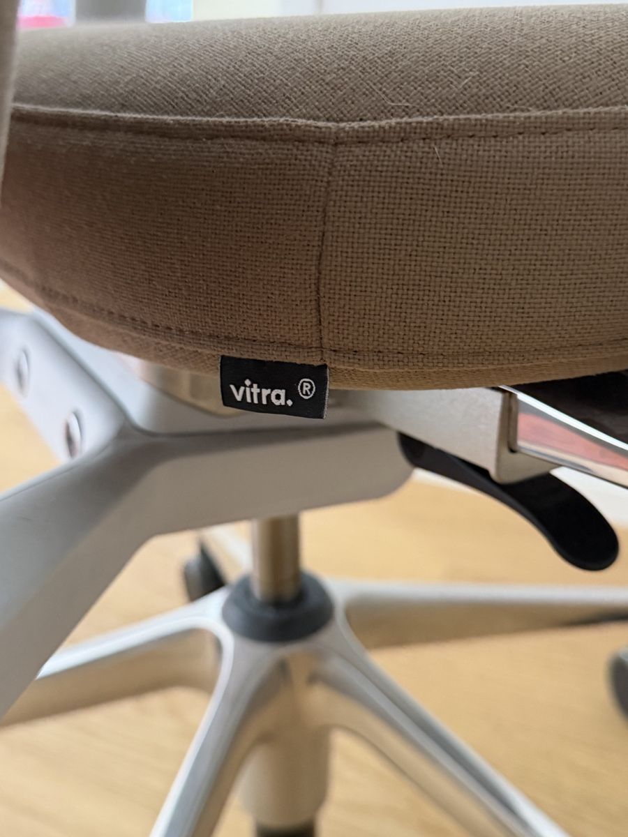 Vitra Stühle: Vitra Trim Bürostuhl- Neuwetig – Gebraucht aus Basel von chr_9yft 2
