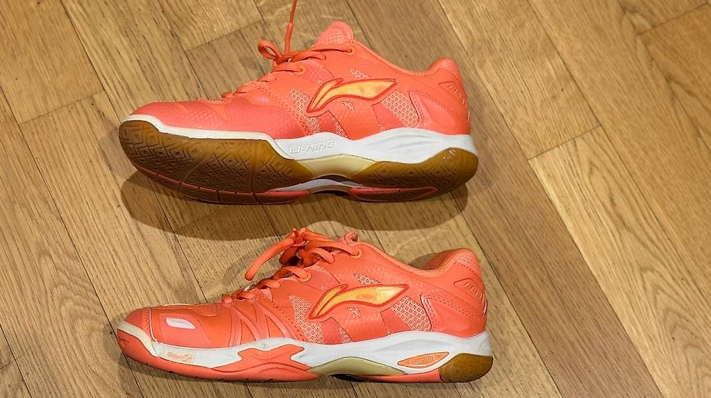 Scarpe da donna: Li-Ning Badmintonschuh Grösse 39 – Usato da Matten b. Interl venduto da atc_p2hb 3