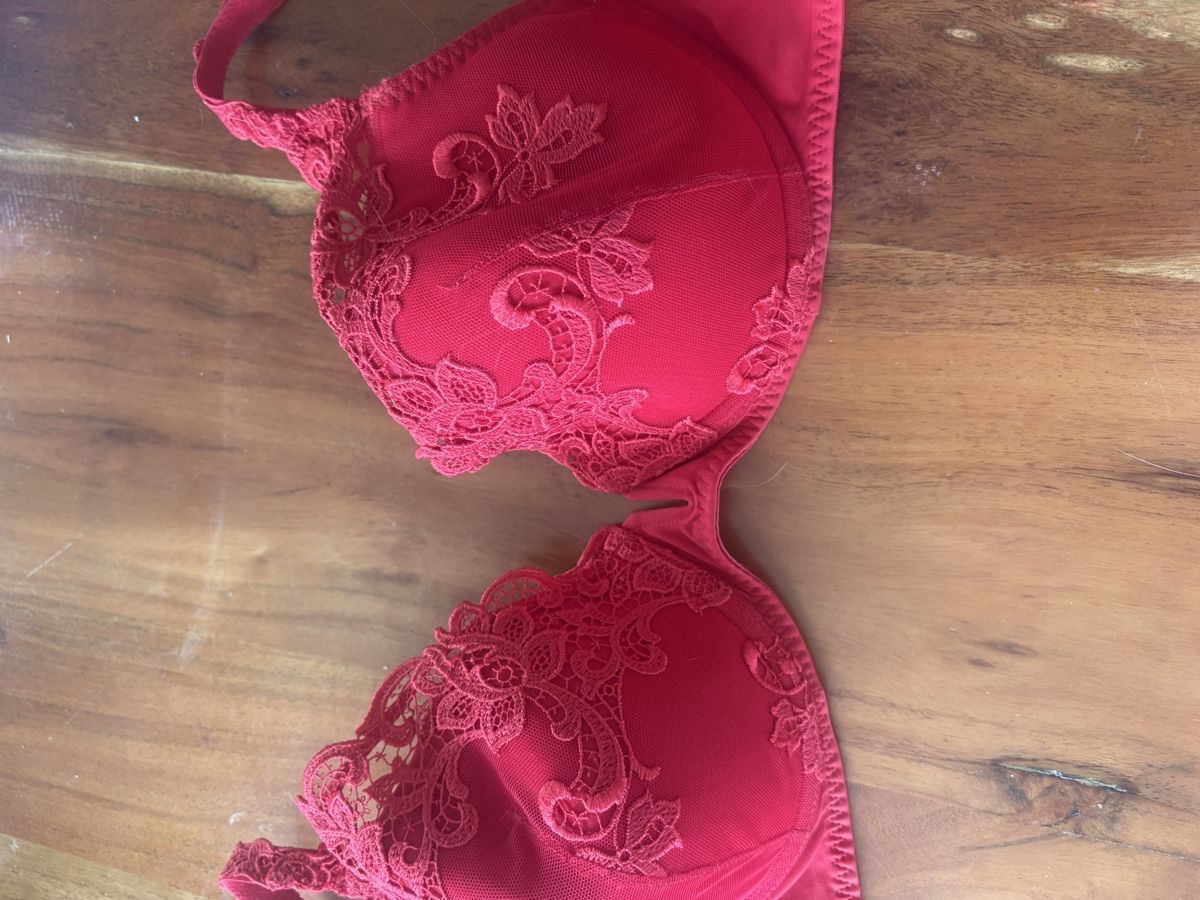 Simone Pérèle Altra biancheria intima: BH Simone Perele , NP 125 CHF – Nuovo (secondo la descrizione) da Obbürgen venduto da bugi6868 6