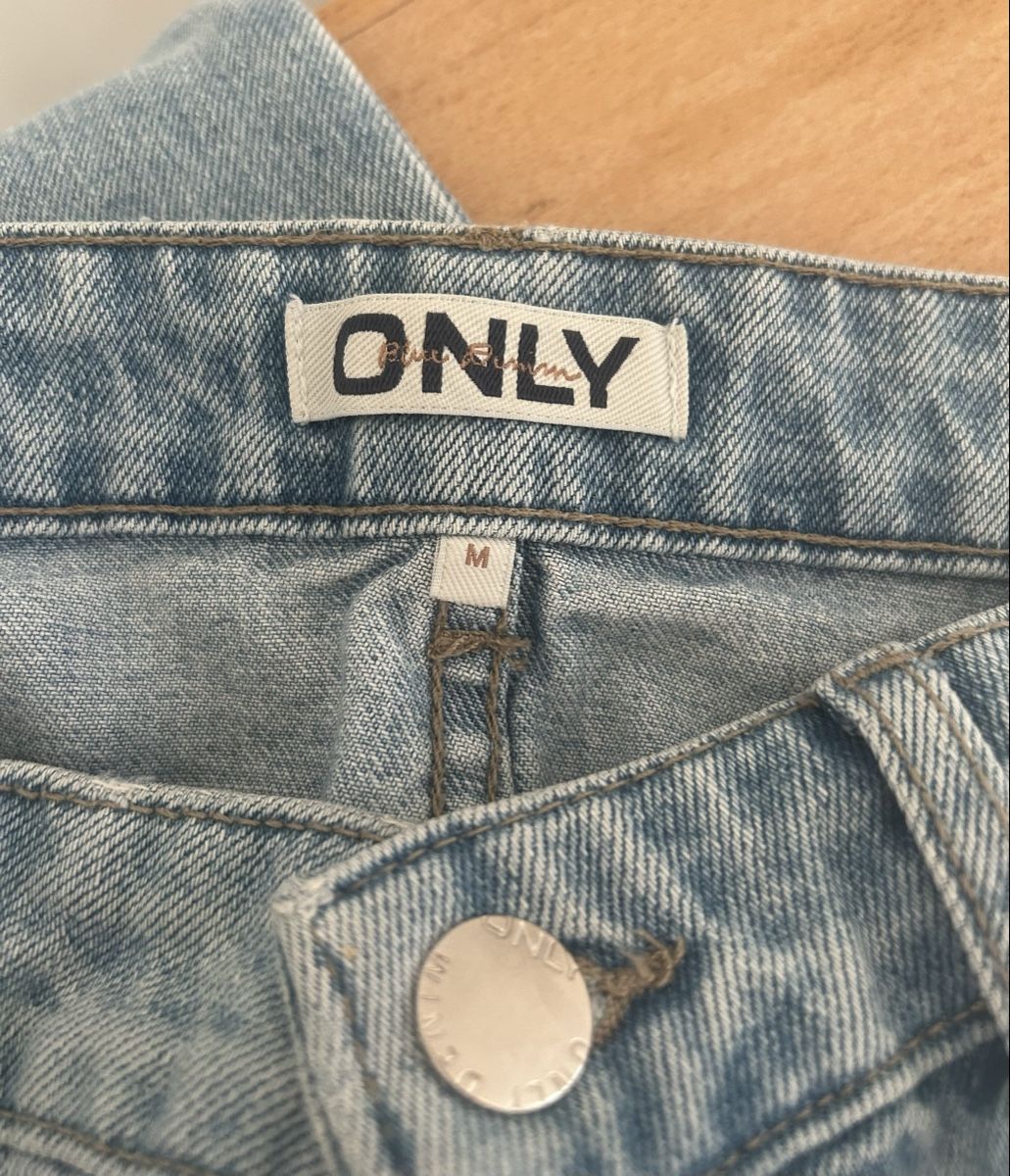 Only Gonne: Jupe Only – Usato da Sonceboz-Sombeval venduto da Australia010 2