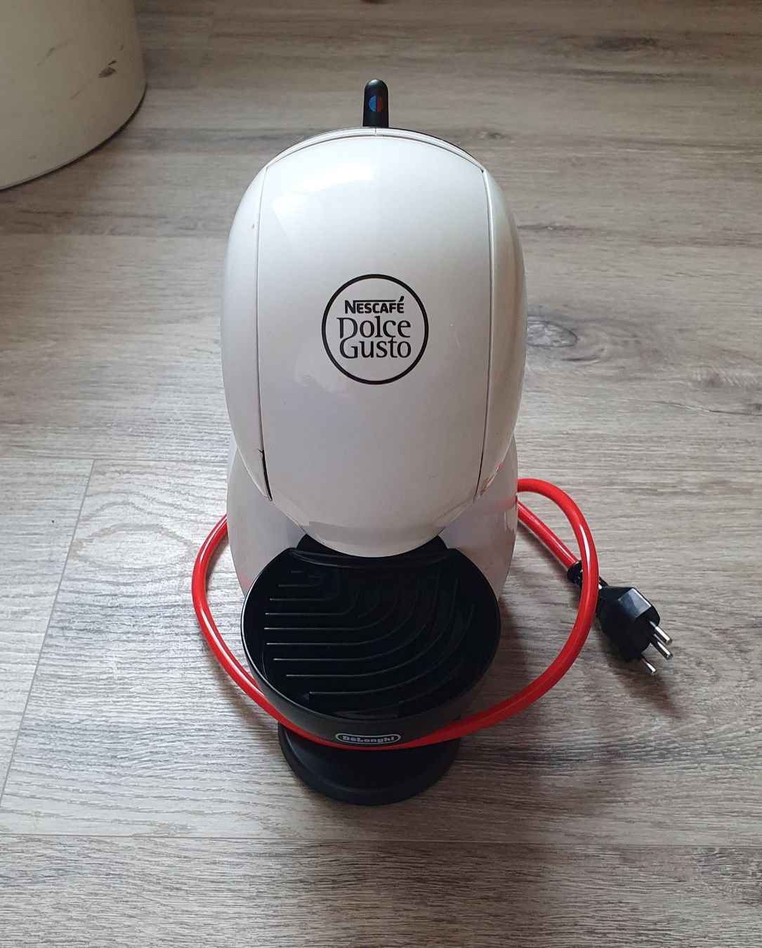 De'Longhi Kaffeemaschinen & Espressomaschinen: Delonghi Dolce Gusto Piccolo XS – Gebraucht aus Servion von meno999