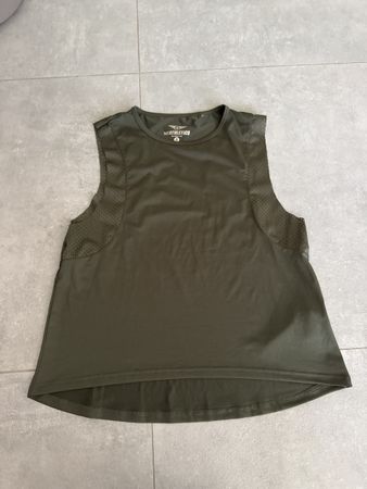 NYA Thletics Shirt/Top Olivgrün, Gr. S - Sportlich in Sommer