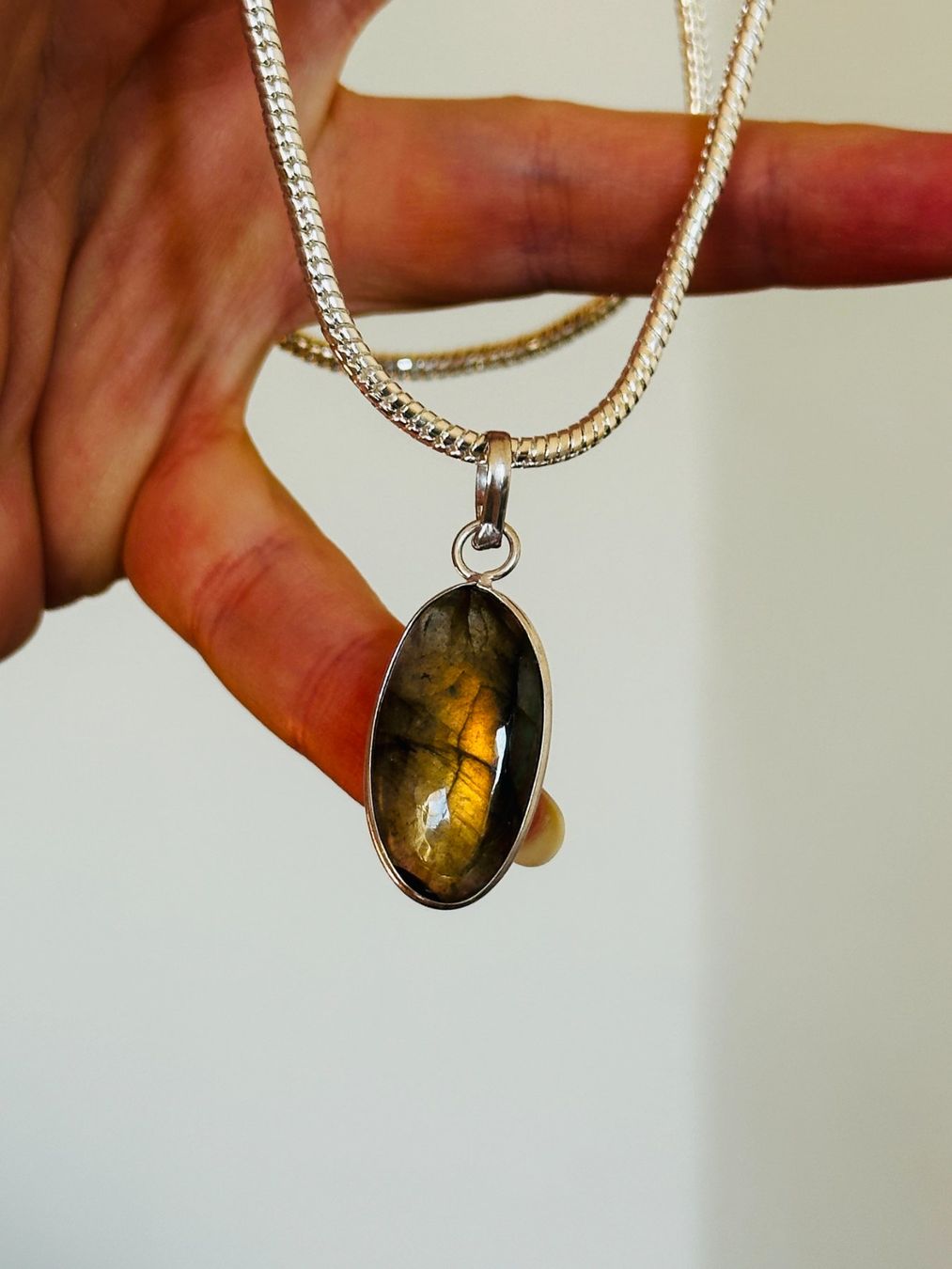 Catenine: Labradorite Gemstone Handmade Jewelry necklace – Nuovo e nell'imballaggio originale da Genève venduto da AGBERG 4