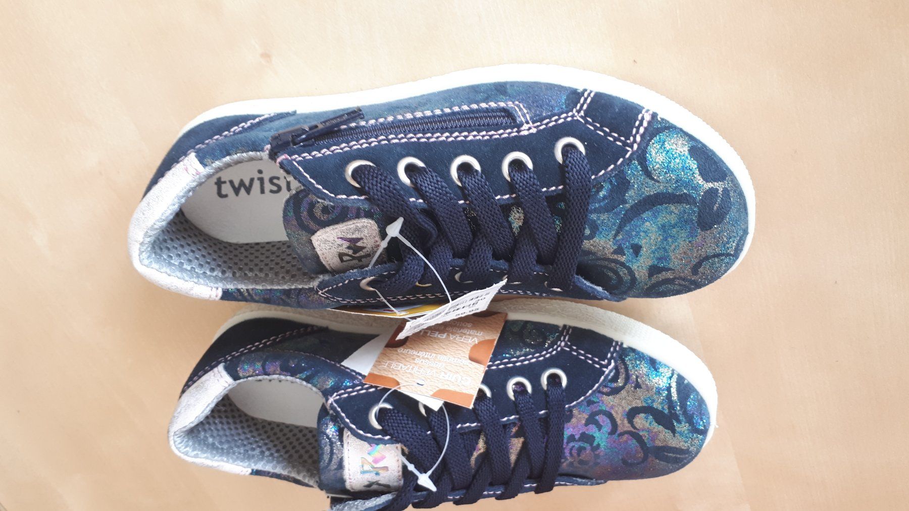 Scarpe per ragazze: Halbschuhe Gr 30 Twisty neu – Nuovo (secondo la descrizione) da Steg im Tösstal venduto da martinkreisl 3