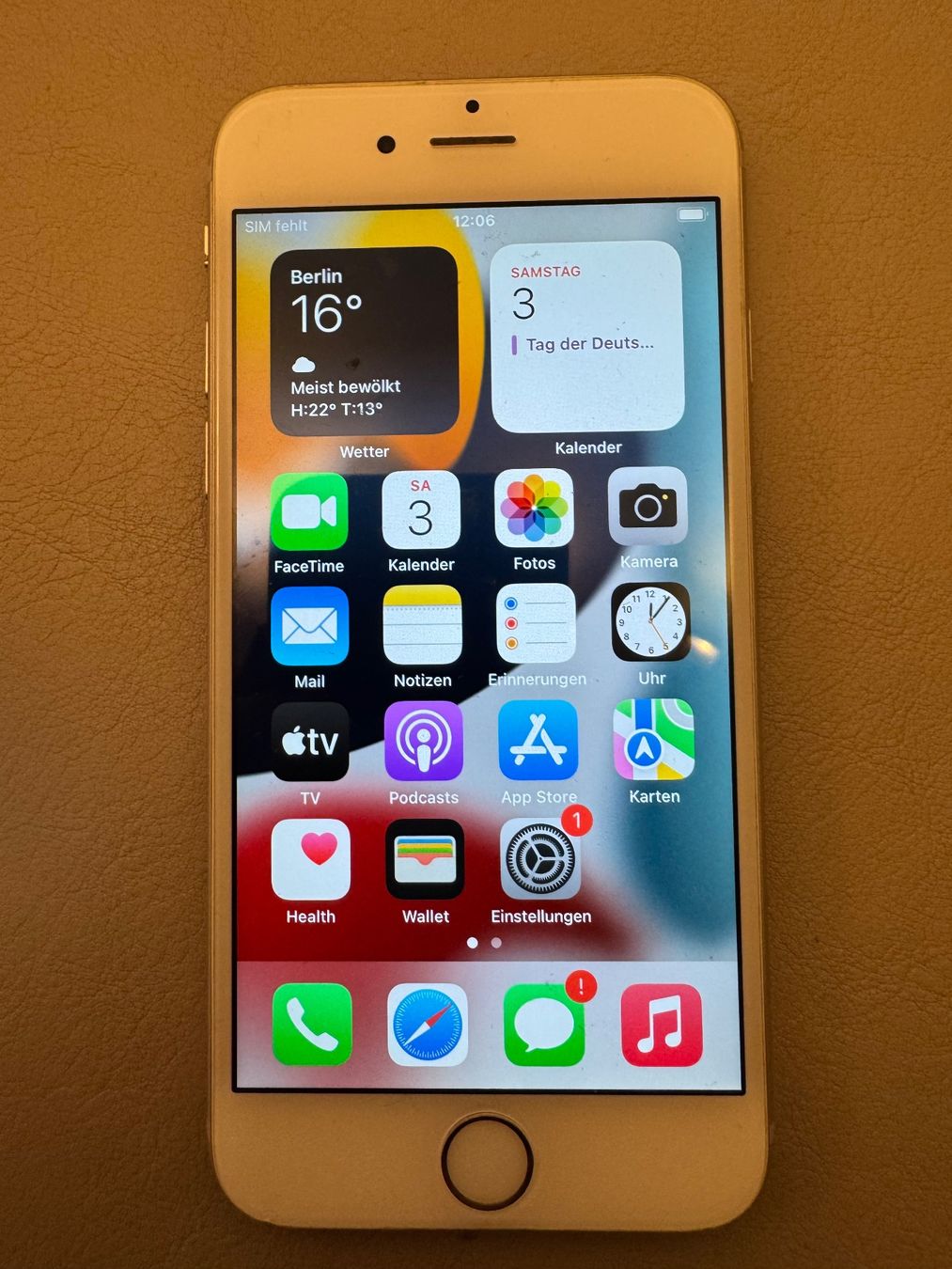 Apple Telefoni cellulari / Smartphones: iPhone 6s – Usato da Adliswil venduto da Busys