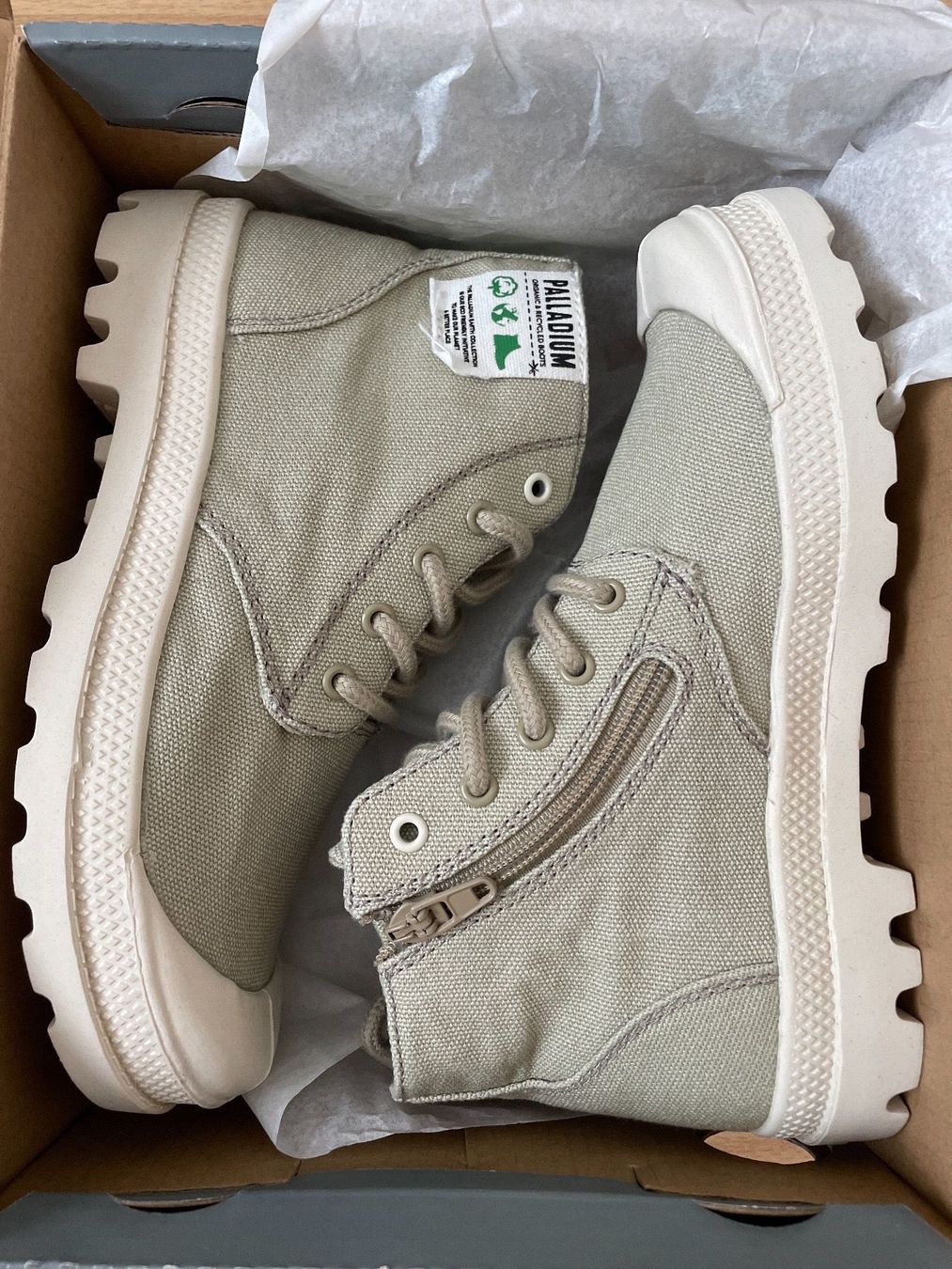 Palladium Schuhe für Mädchen: Schuhe von Palladium Gr. 31 NEU – Neu und originalverpackt aus Waltenschwil von hansnine 1