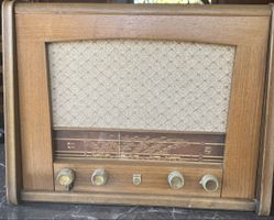 Philips Röhrenradio mit Plattenspieler – Vintage Deko