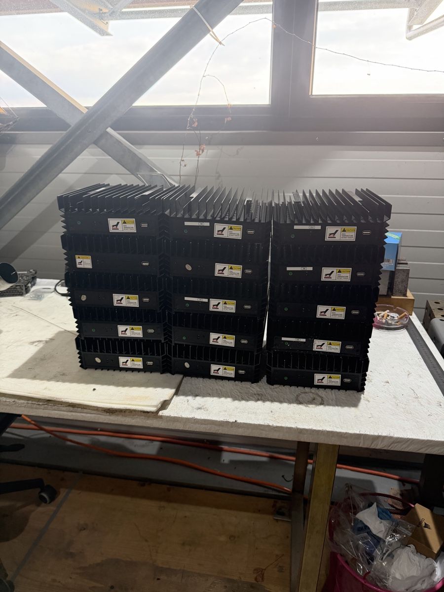 Coin Miner: Iceriver Ks0 10 Stk inkl Netzteil – Usato da Bürglen TG venduto da Miner_Marketplace