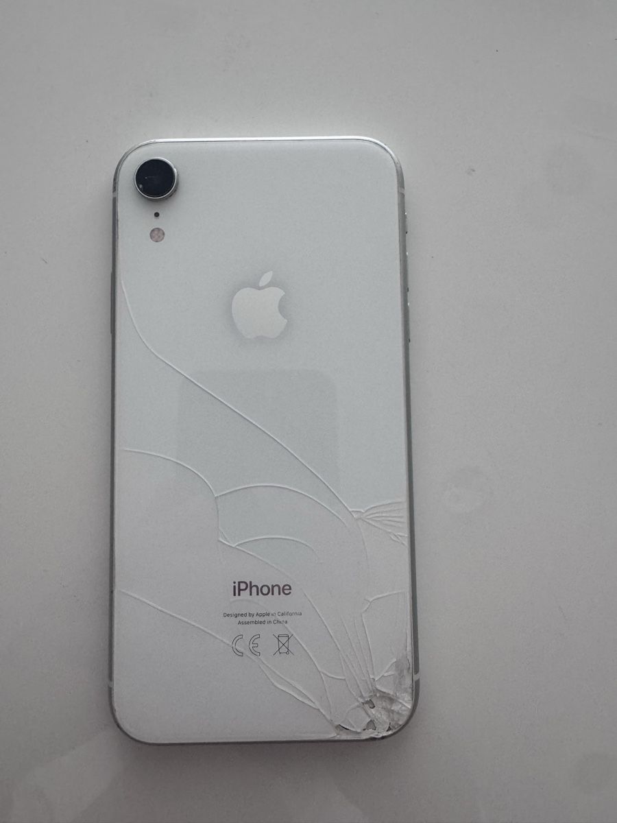 Apple Portables: iPhone XR 256 GB weiss – D'occasion à Uzwil par pas_ffq8 1
