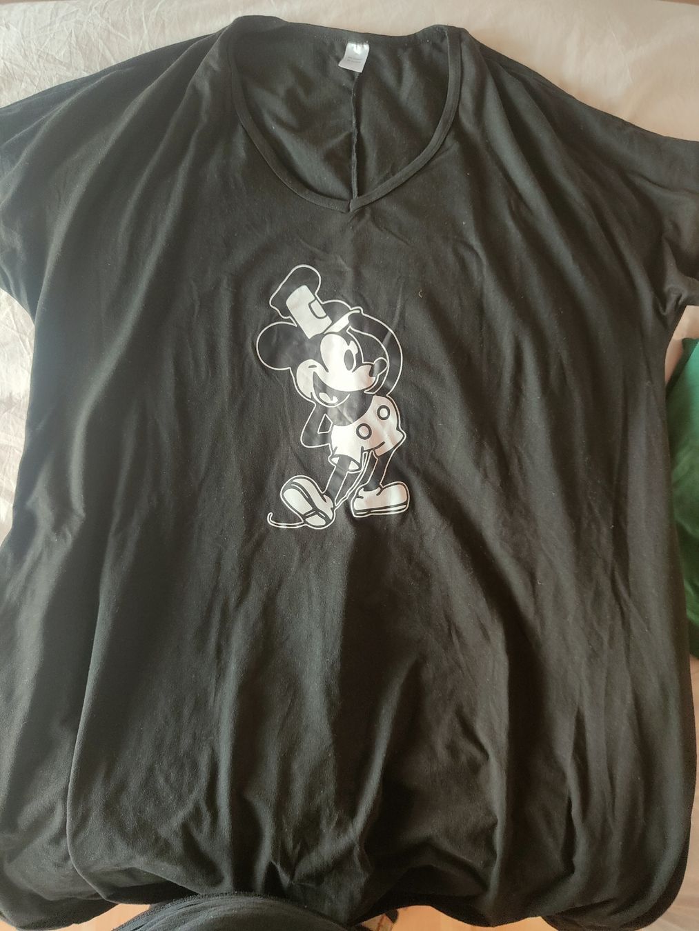 Vestiti: 2 Kleider mit Mickey Mouse Motiv und Herz – Nuovo (secondo la descrizione) da Busswil BE venduto da Angy1974 1