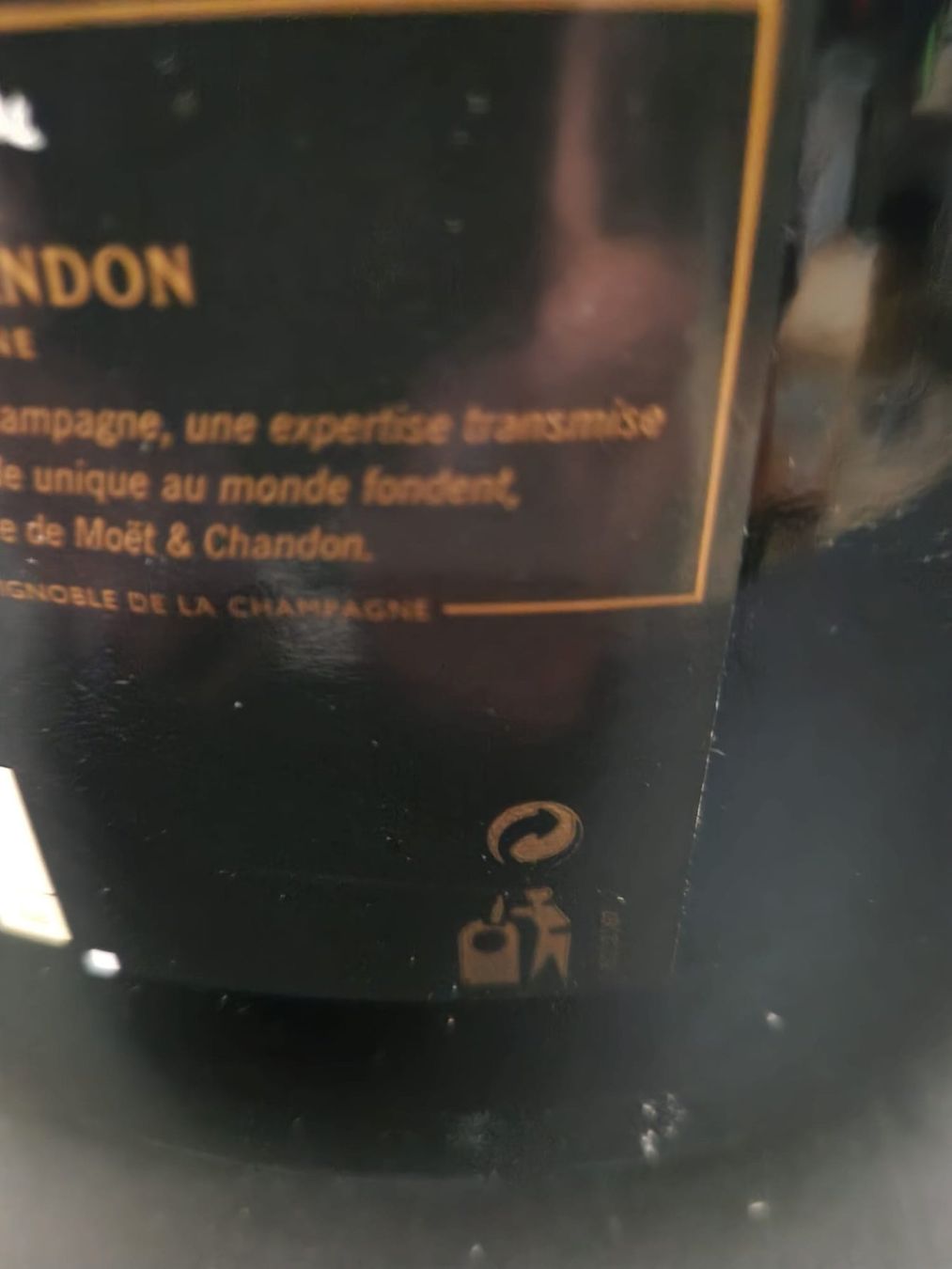 Moet Vino: Moët & Chandon 15 L "Nebukadnezar" - Holzkiste - Ref. 07/14 – Usato da Au ZH venduto da BrockiAu 4