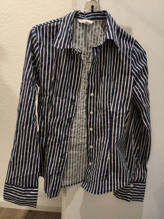camicia a righe. Se si acquistano più capi insieme la spediz