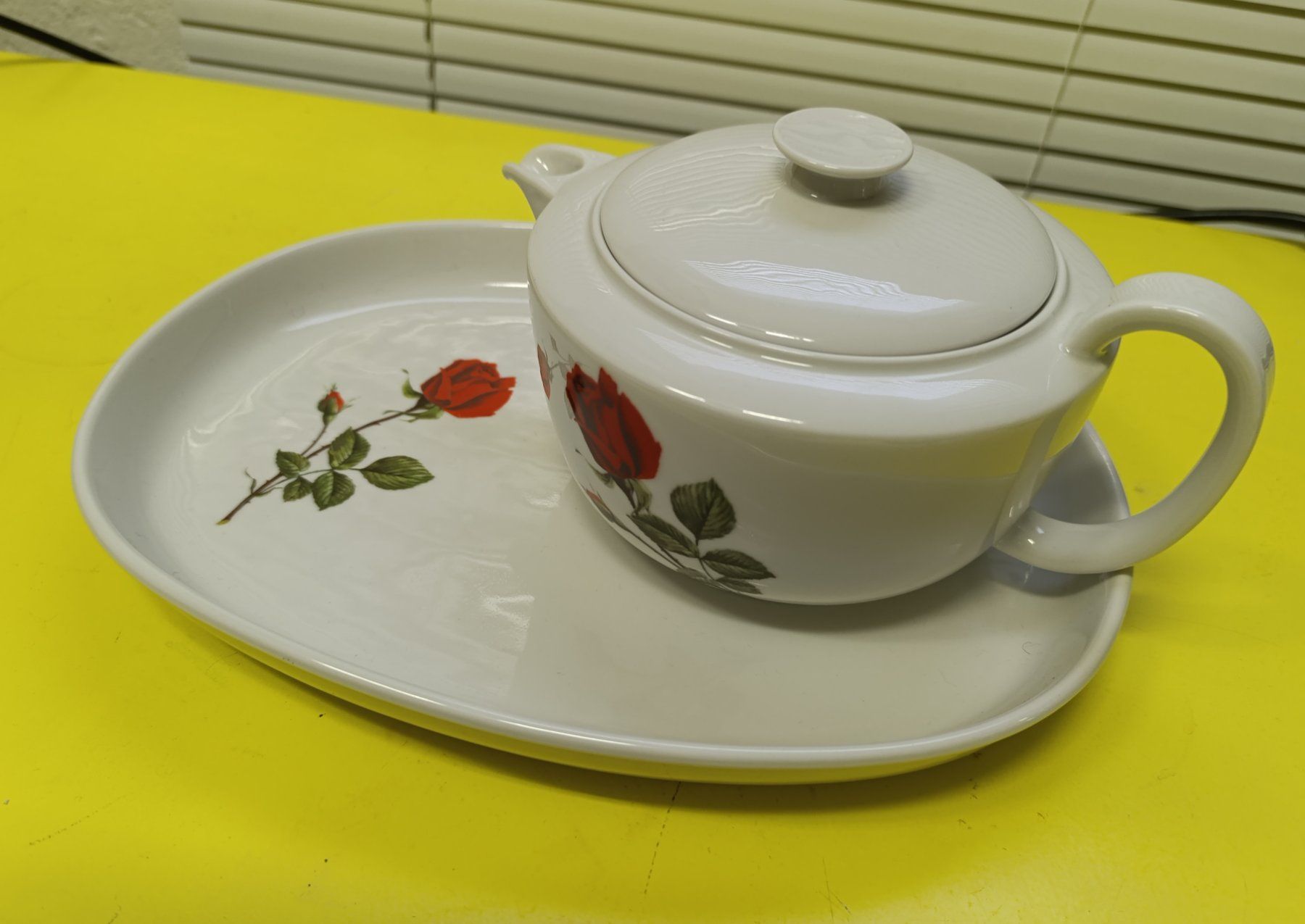 Teiere: Teekanne mit Gebäckplatte, Langenthal – Usato da zofingen venduto da Blume14 3