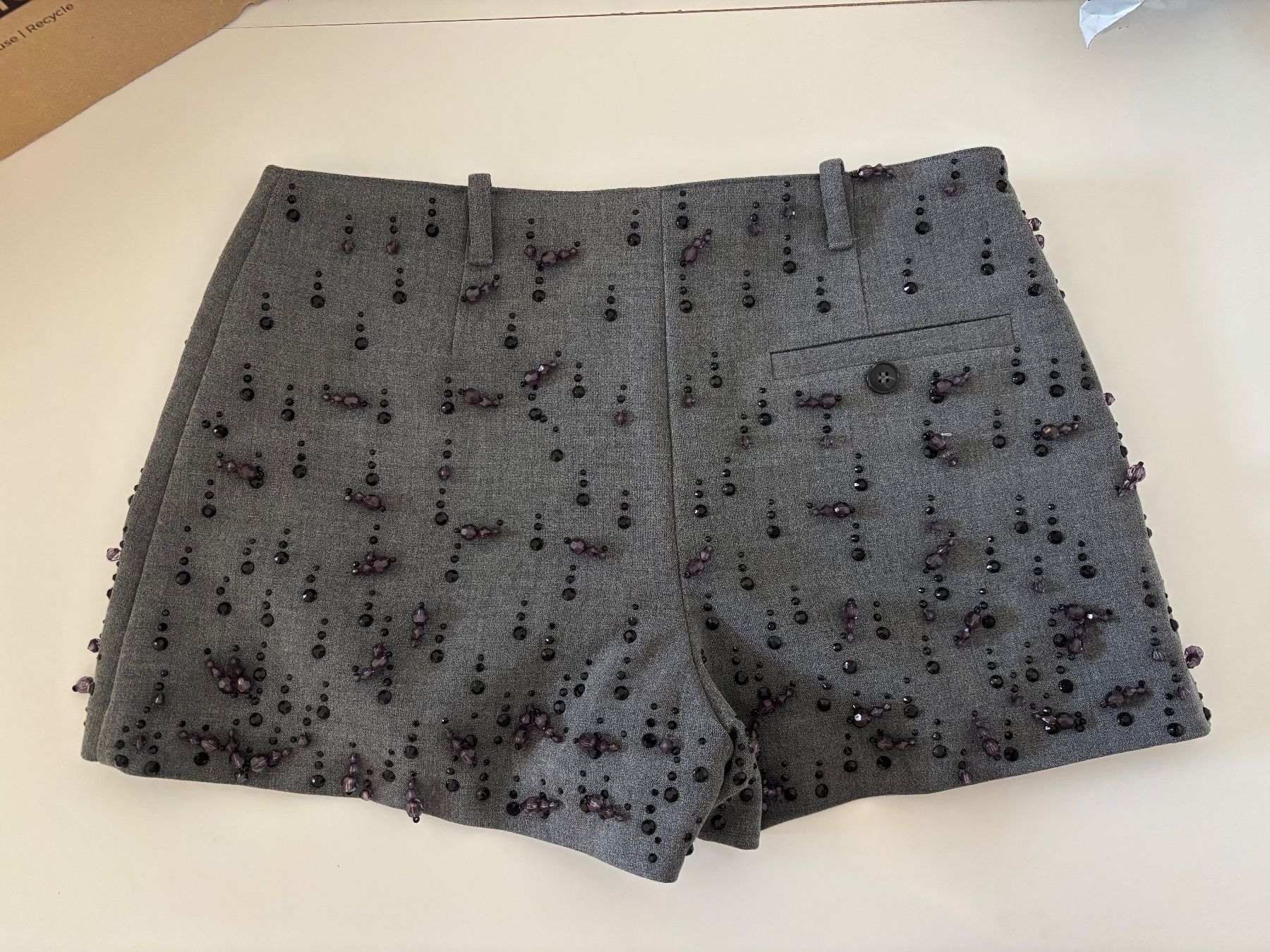 H&M Röcke: H&M Edition Skort grau mit Perlenbesatz – Neu (gemäss Beschreibung) aus Arbon von laf_znb9 2