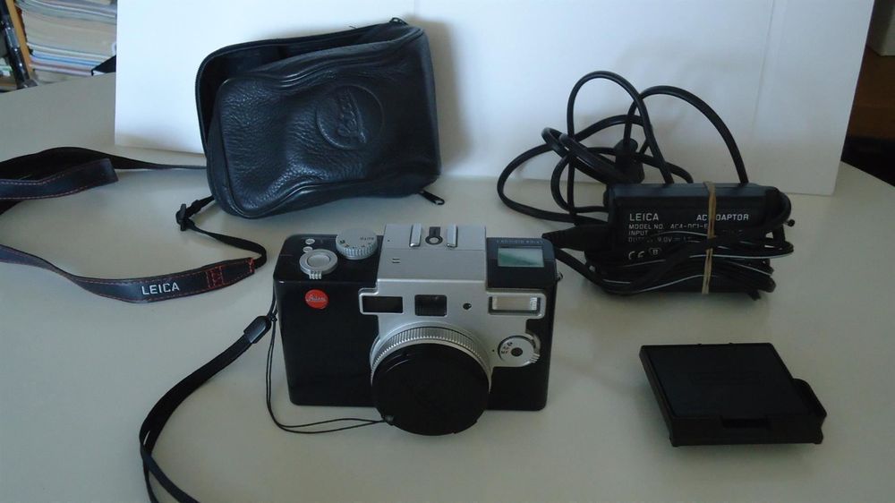 LEICA Digilux + Sac cuir 100% Originale (Gebraucht) in Lausanne für CHF ...