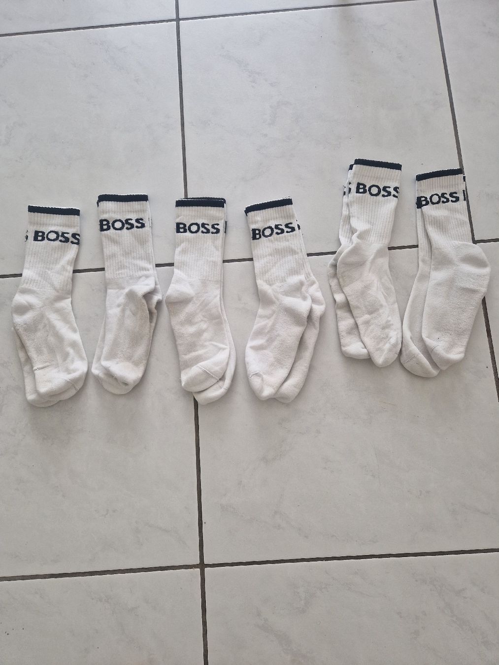 Hugo Boss Socken: BOSS white socks  – Gebraucht aus Bassersdorf von DonSolo 1