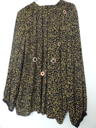 raffinierte Bluse