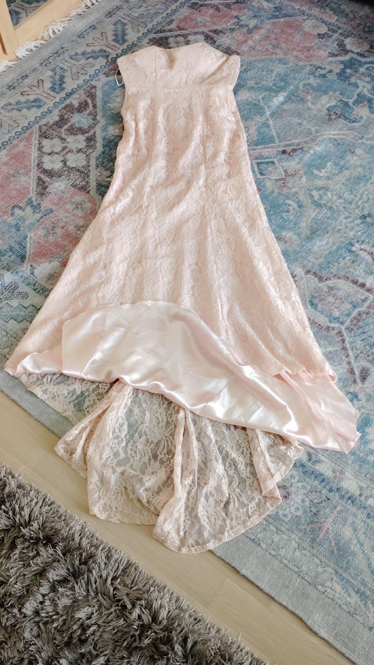 Vestiti: vestito rosa in pizzo – Nuovo (secondo la descrizione) da Spreitenbach venduto da ludwigmaira 5