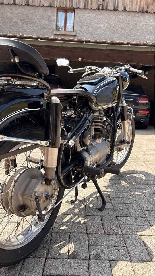 BMW Strasse: BMW R27 – Gebraucht aus Corsier-sur-Vevey von BussardS 5