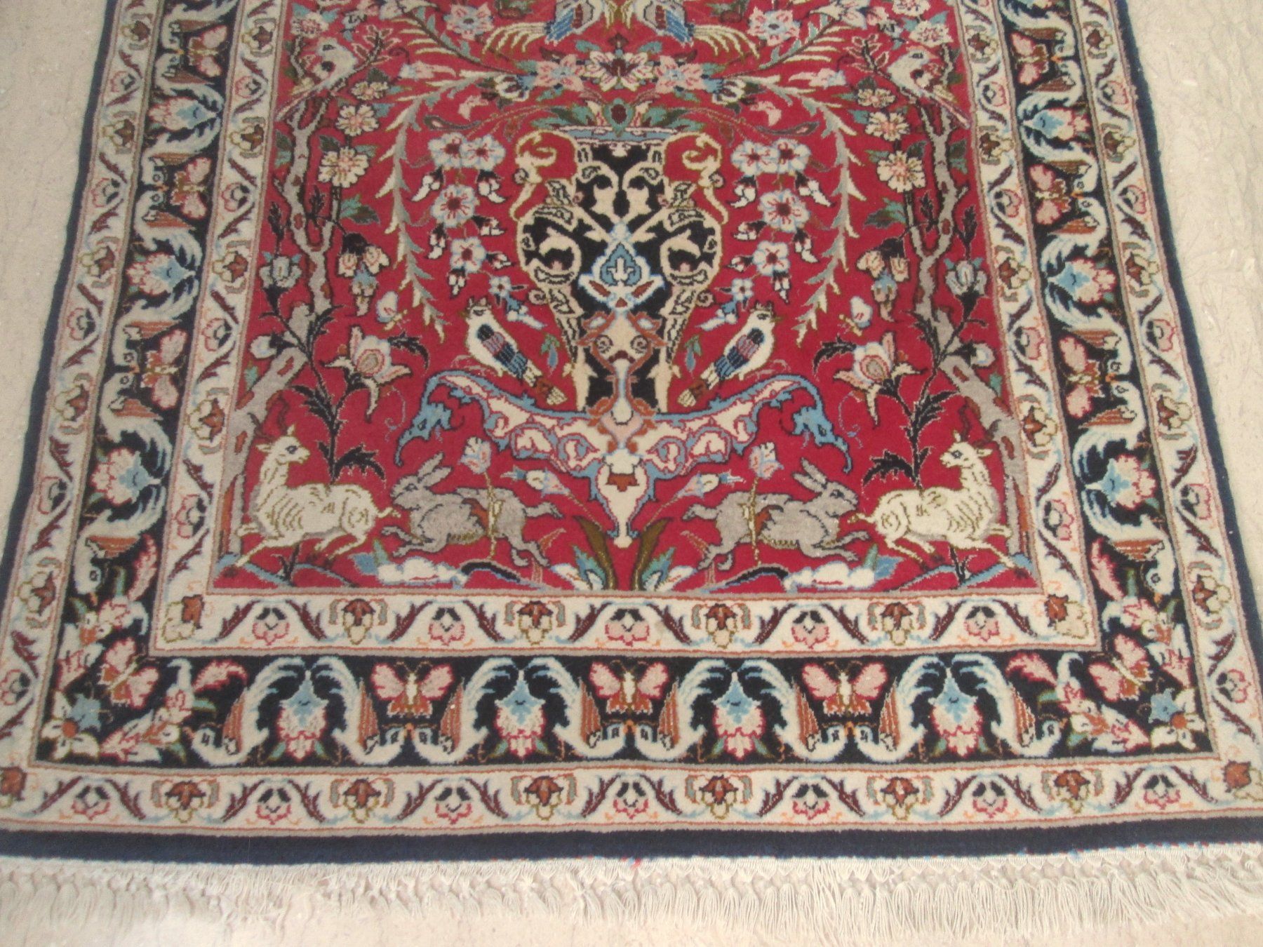 Teppiche: Teppich mit schönem Motiv, alt – Gebraucht aus Sementina von babucia