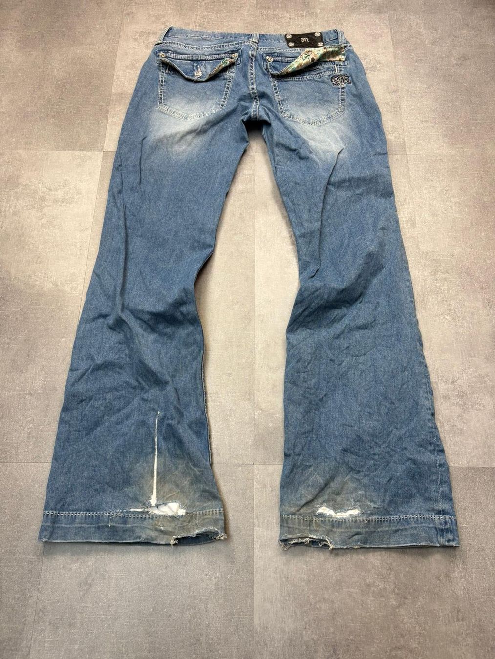 True Religion Jeans: True Religion Bootcut Flared Jeans - Grösse L/31 – Usato da Werdenberg venduto da hase.vintage 1