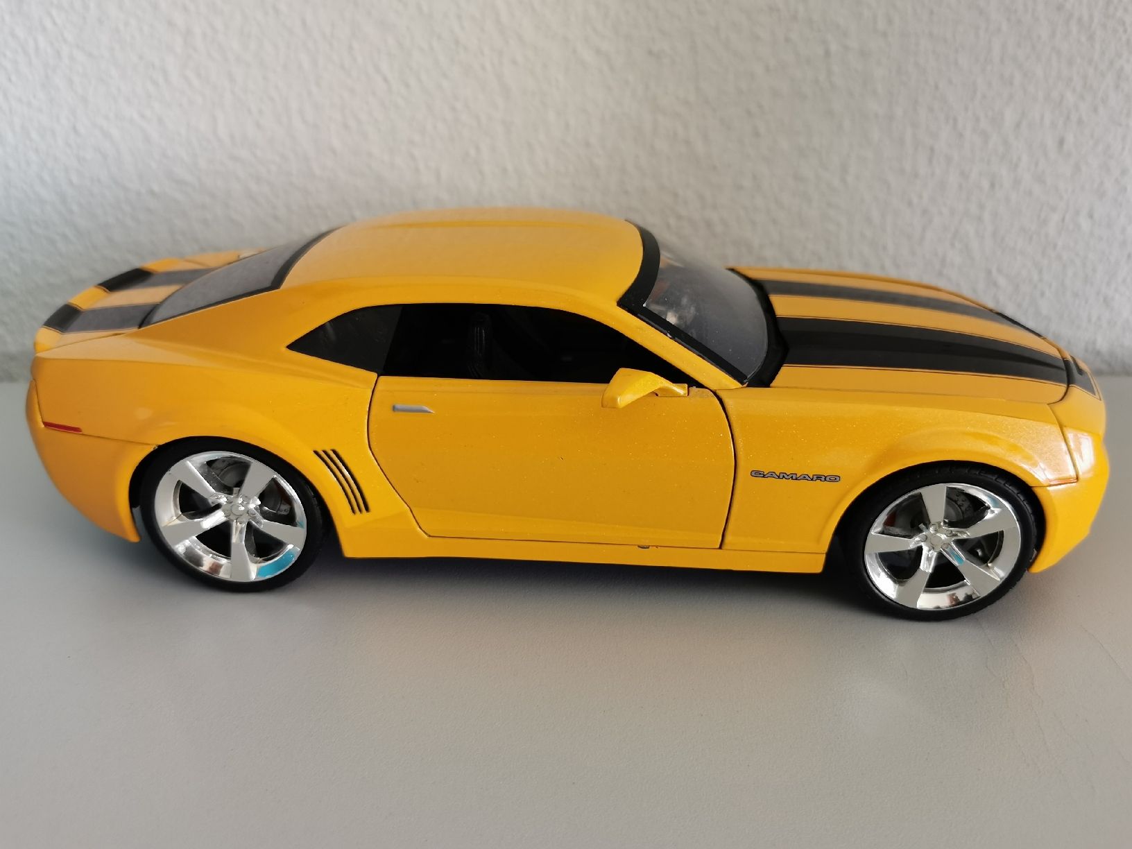 Hot Toys Statuette: Transformers Bumblebee Sammelfigur – Nuovo e nell'imballaggio originale da Hinwil venduto da Kampfhamster76 2