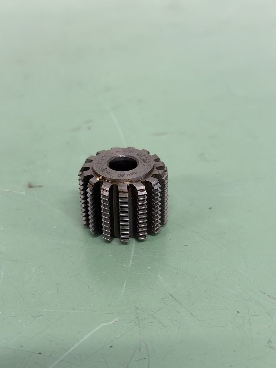 Tutti gli attrezzi: Mikron gear cutting module M0.60 Carbide – Nuovo e nell'imballaggio originale da Aarberg venduto da SNMachines