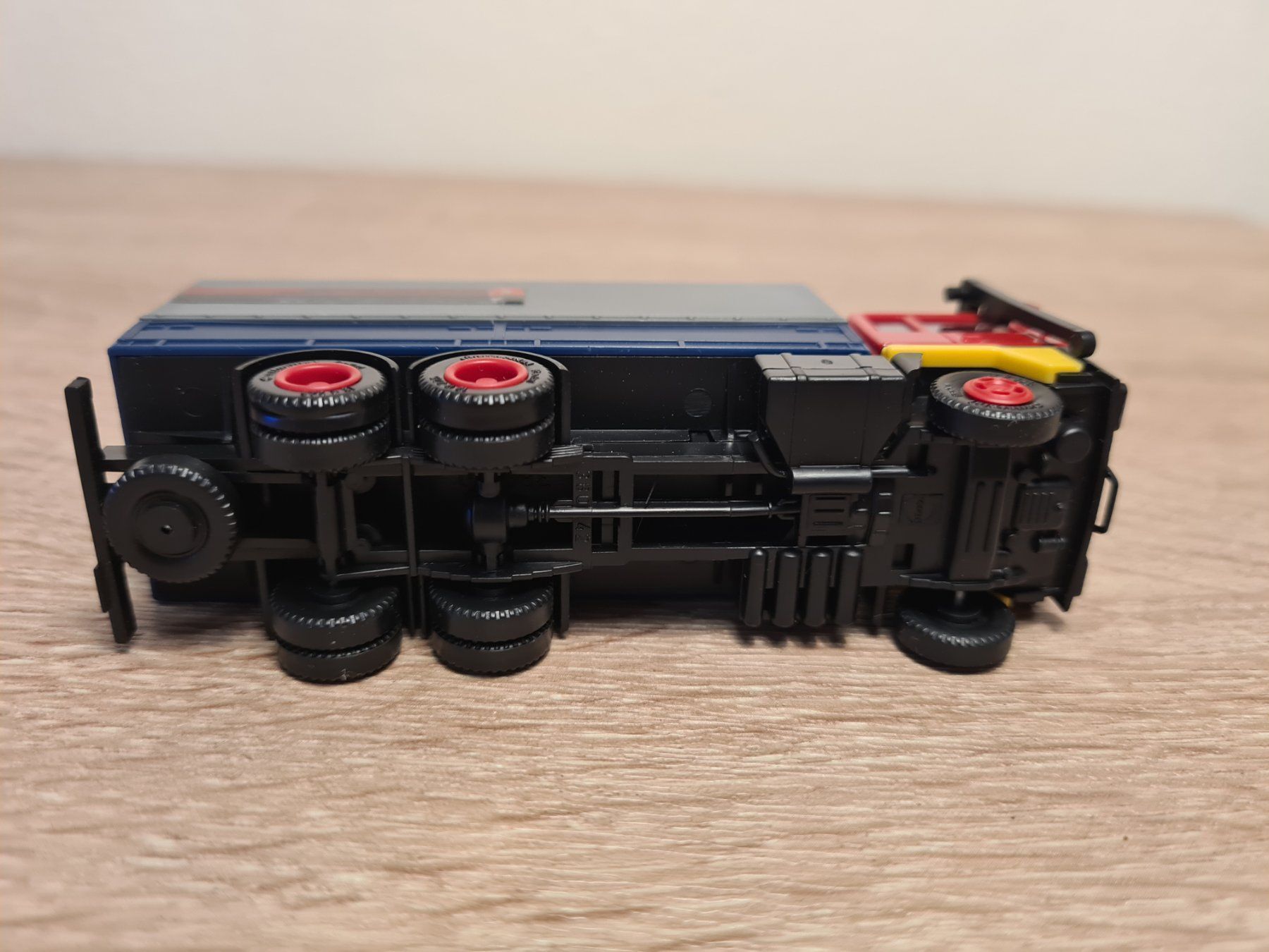 Herpa Modellautos: Herpa LKW Spedition Wormser H0 – Gebraucht aus St-Aubin-Sauges von  3