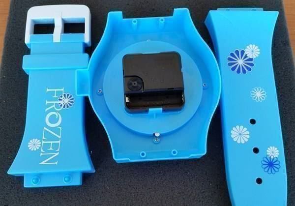 Orologi da terra & Orologi da parete: Frozen Elsa Anna : 1 Horloge Murale – Nuovo e nell'imballaggio originale da Lutry venduto da kylab7 2