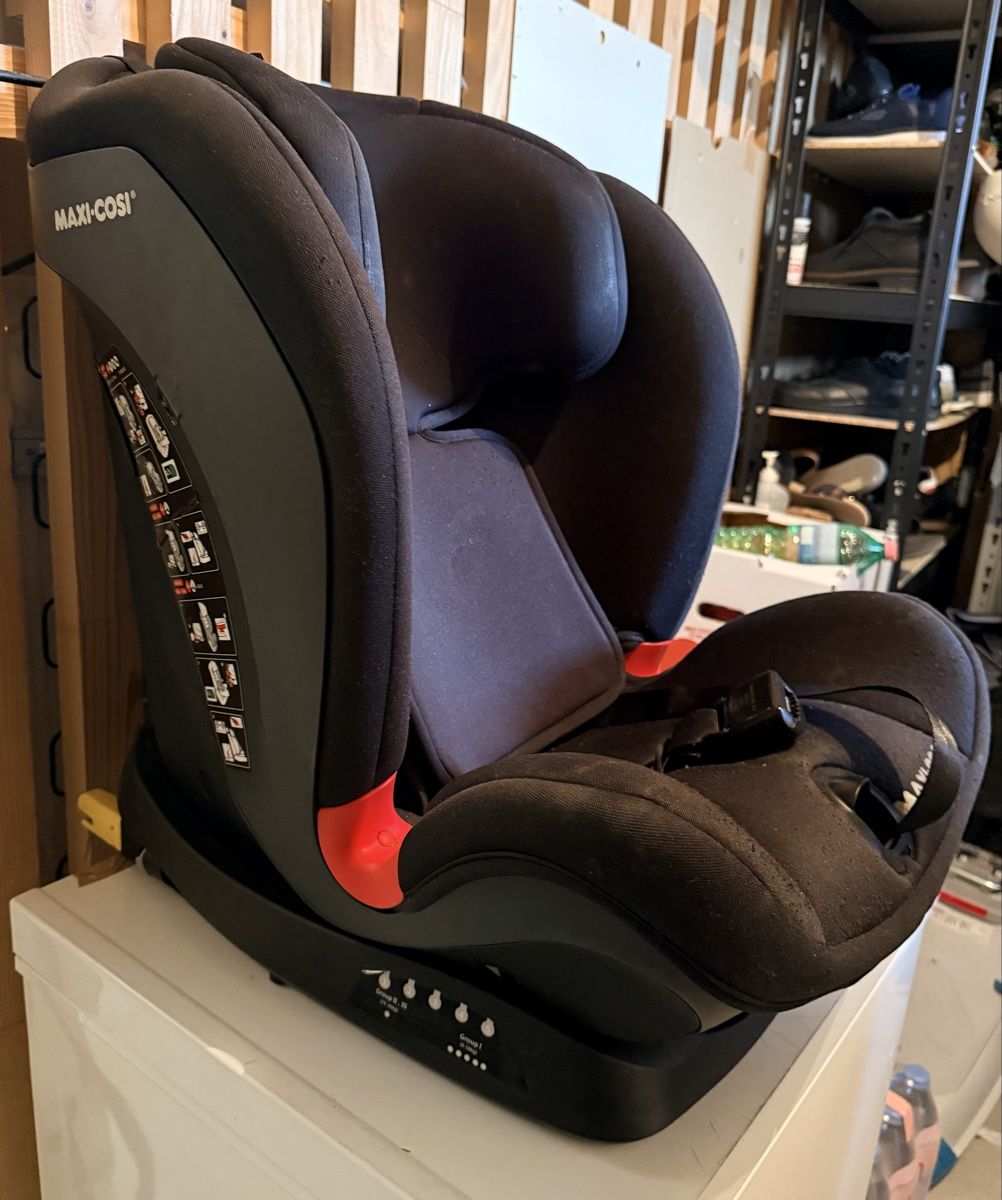Maxi-Cosi Seggiolini per auto: Autositz Maxi Cosi Titan – Usato da Visp venduto da val_r9zc 1