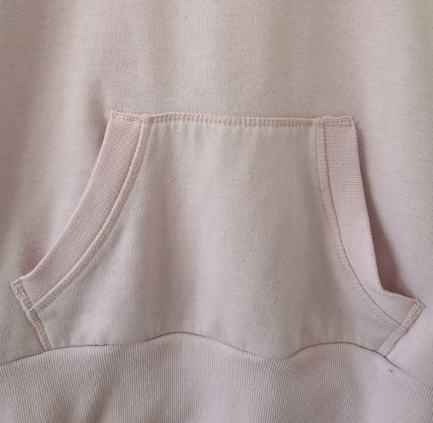 Maglioni & Felpe: Kapuzen-Pulli Gr. 36/38 - KangaROO - Spendenaktion – Usato da Unterkulm venduto da Beljasch 4