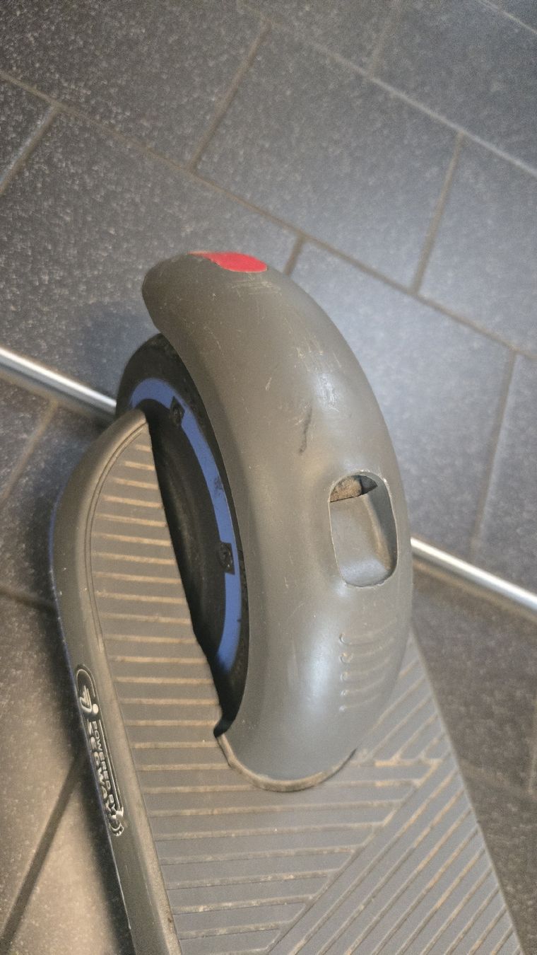 Segway Kickboard: Ninebot E8 Kids Elektro Kickboard – D'occasion à Zürich par Deesay 8