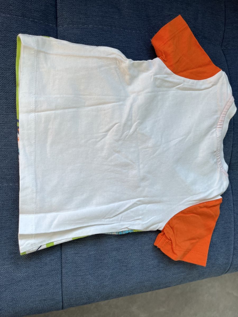 Kleiderpakete & -sets: 2er Set kurze Hose mit Shirt – Gebraucht aus Altikon von shiva123shiva 2
