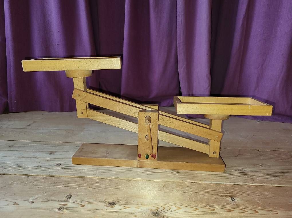 Giocattoli: Spielwaage aus Holz – Usato da Thun venduto da t_h_cl6d